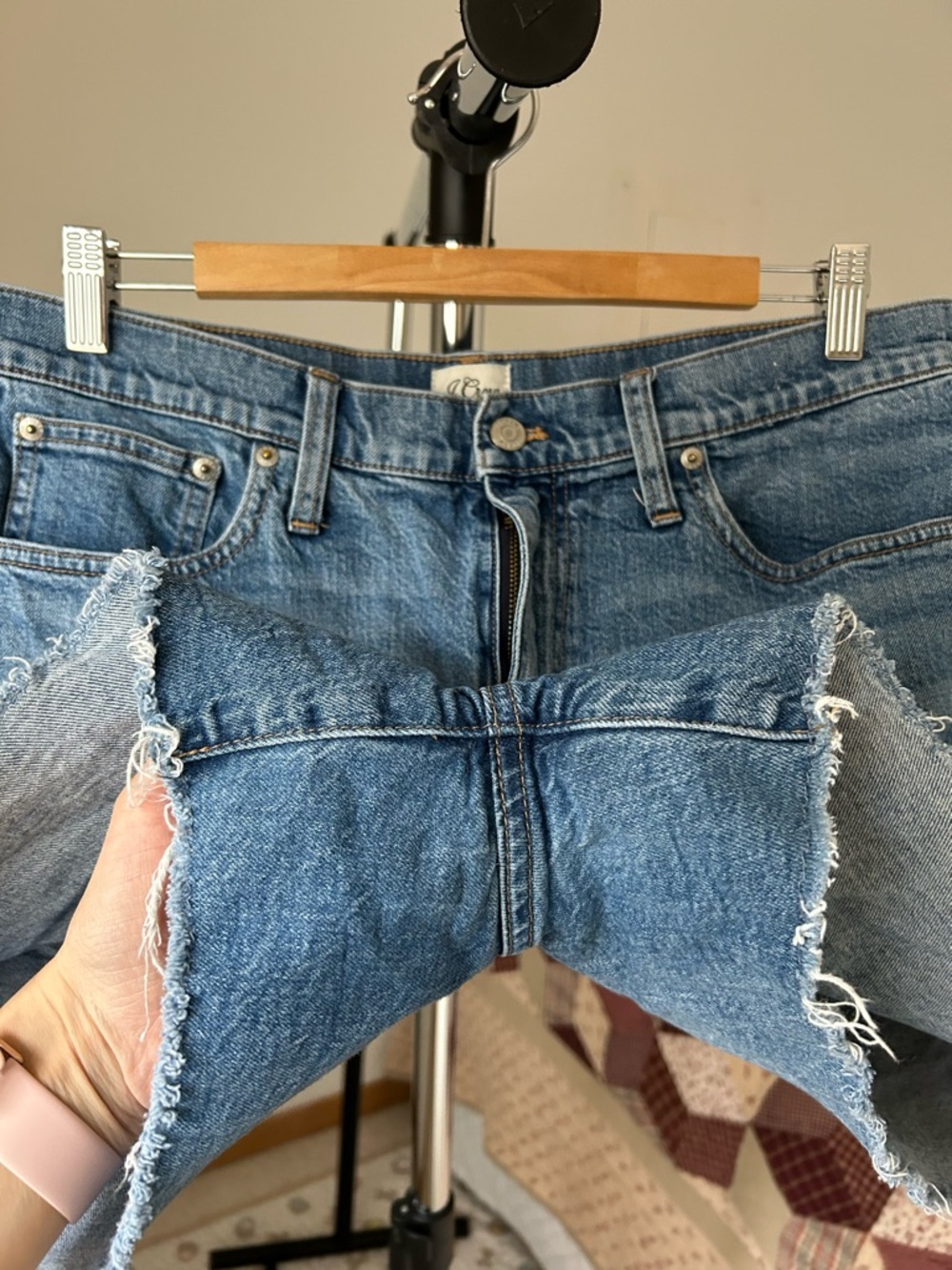 J. Crew High Rise Jean Short 31 - Picture 4 of 7